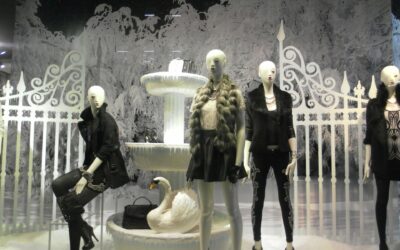 Julskyltning – Årets höjdpunkt för dina skyltfönster!!